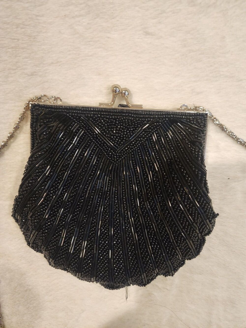 Apt 9 Clam Evening Purse Black Beaded Shell Shaped Silver Chain Strap